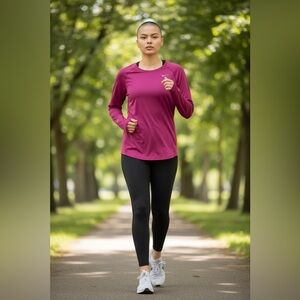 *30off3* NWOT. Nike long sleeve t-shirt